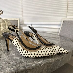 White/black mini dot heel